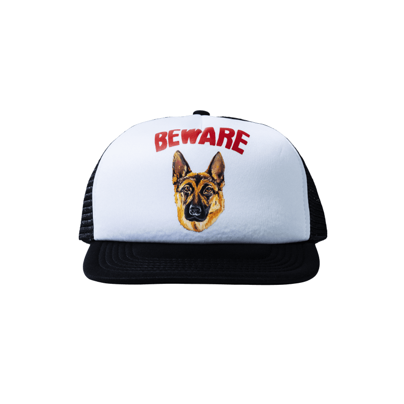 390000493 BEWARESIGNTRUCKERHAT BLACK 01