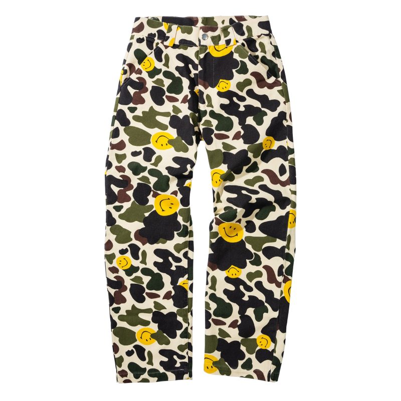 395000656 SMILEYCAMOCARGOSWEATPANTS WOODLAND 01